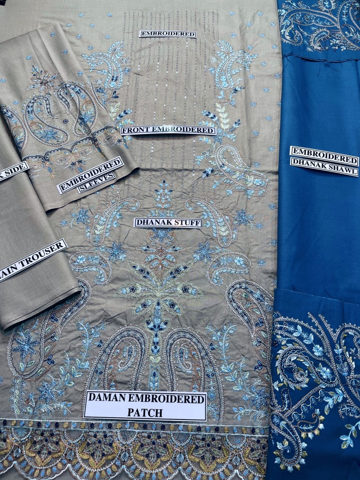 Maria B. 158- 01 3PC Luxury Dhanak |Embroidered Dhanak Shawl