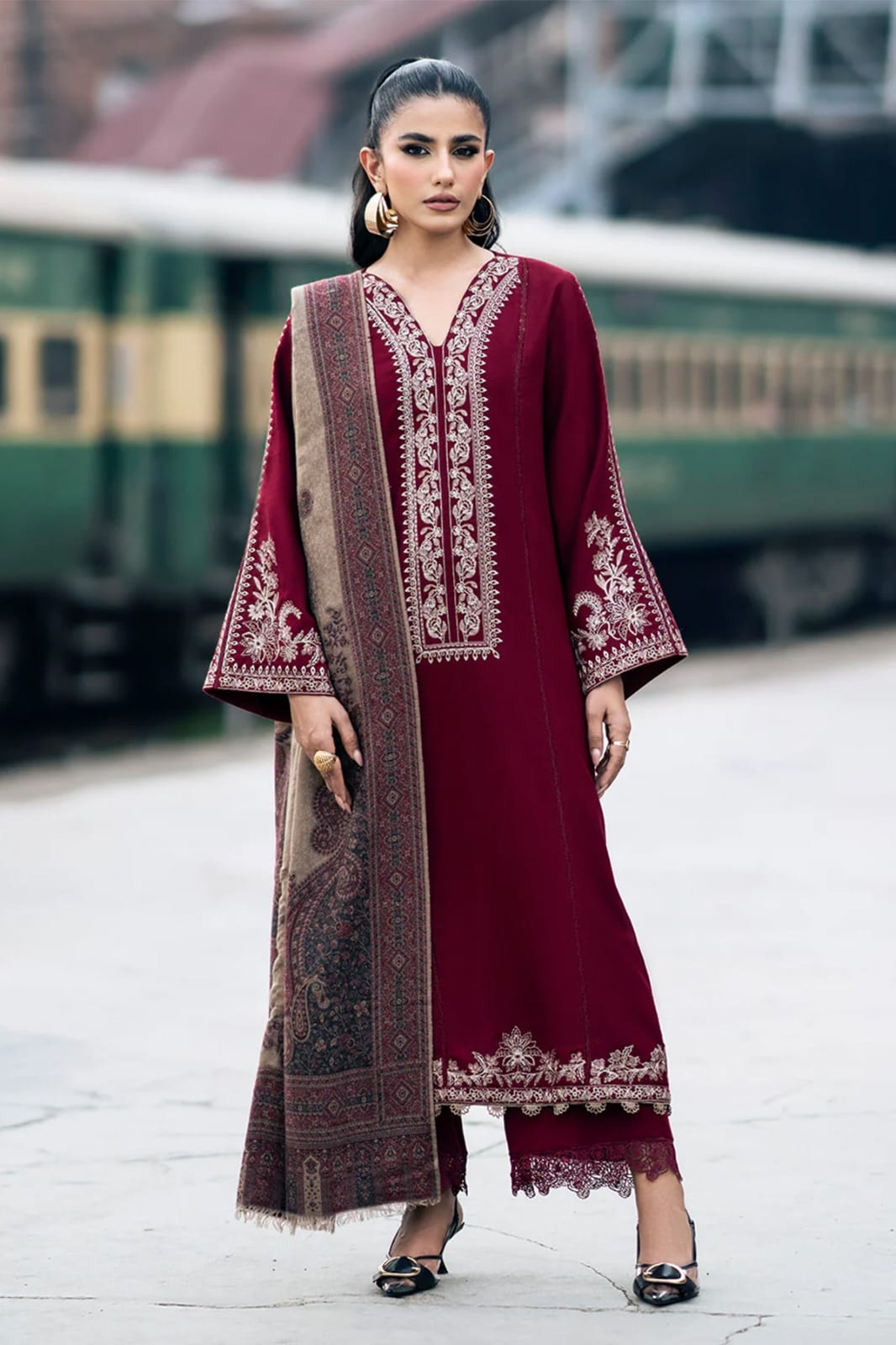 Izel B D # 32 - 01 | 3PC Luxury Dhanak | Dhanak Digital wool Shawl