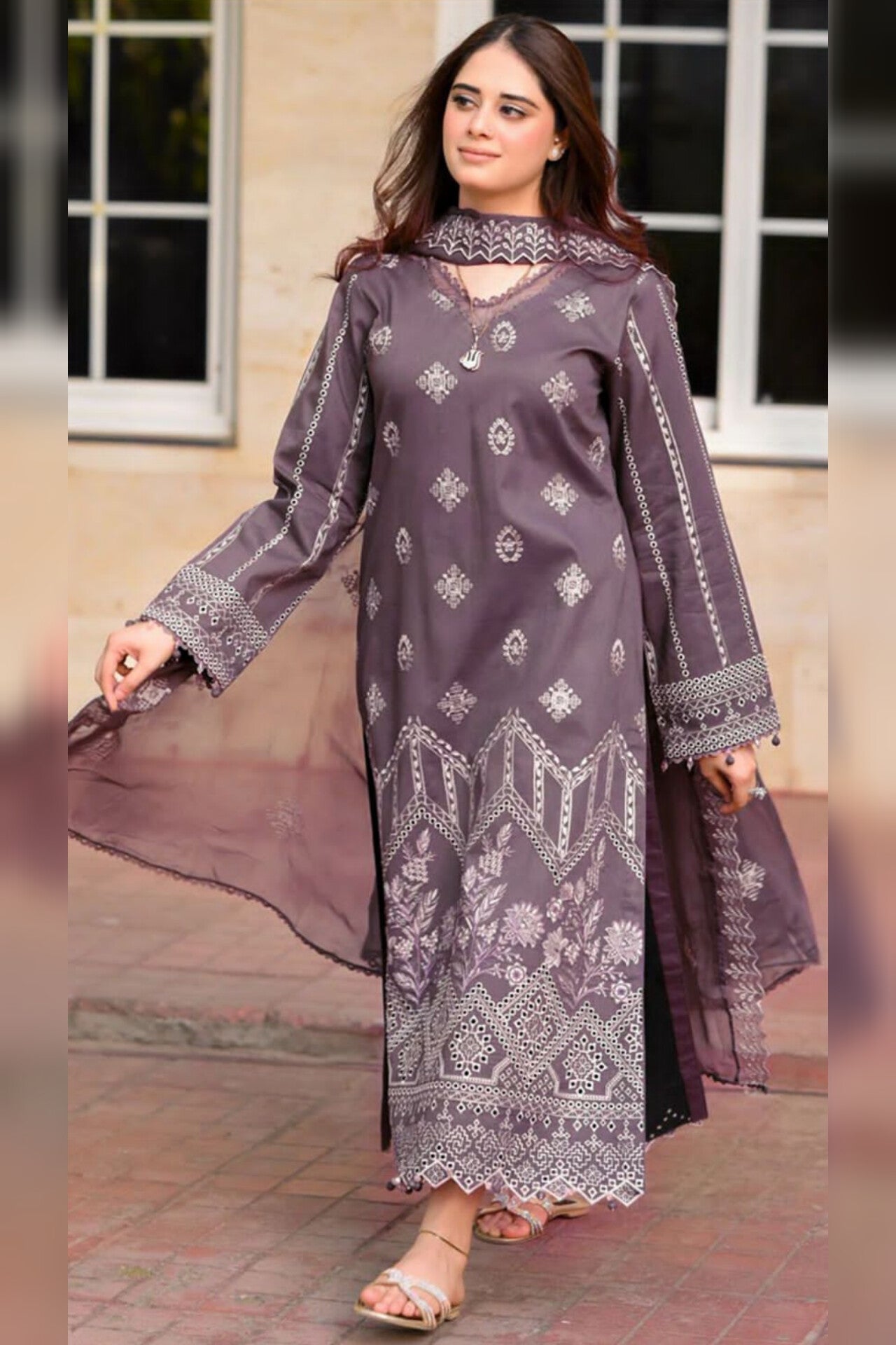 Iznik D # 168- 01 | 3PC Luxury Dhanak | Dhanak Embroidered Shawl