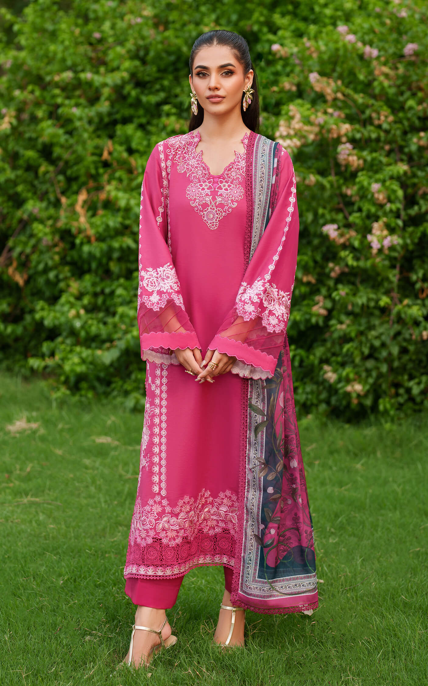 Mushq D # 190 - 01 | 3PC Luxury Dhanak | Printed Wool Shawl