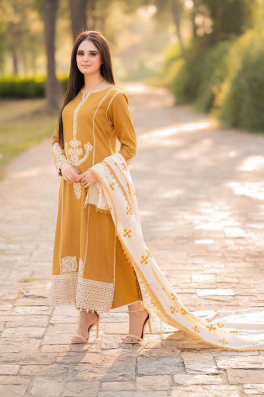Libaas by umar nawaz D # 128- 01| 3PC Luxury Dhanak | Dhanak embroidered wool shawl